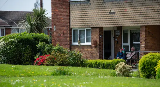 Good Neighbours